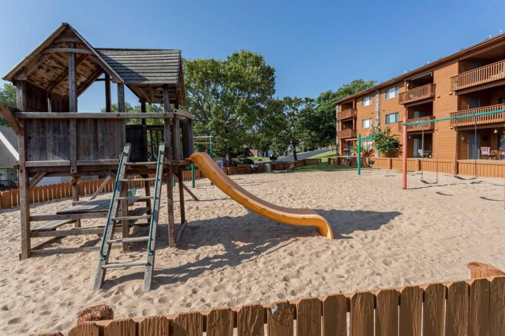 On Pointe Getaway Брэнсон Экстерьер фото